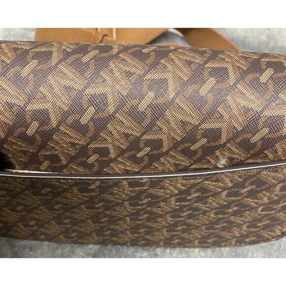 Michael Kors Mila Medium Empire Signature Logo Messenger Bag - Picture 8 of 16